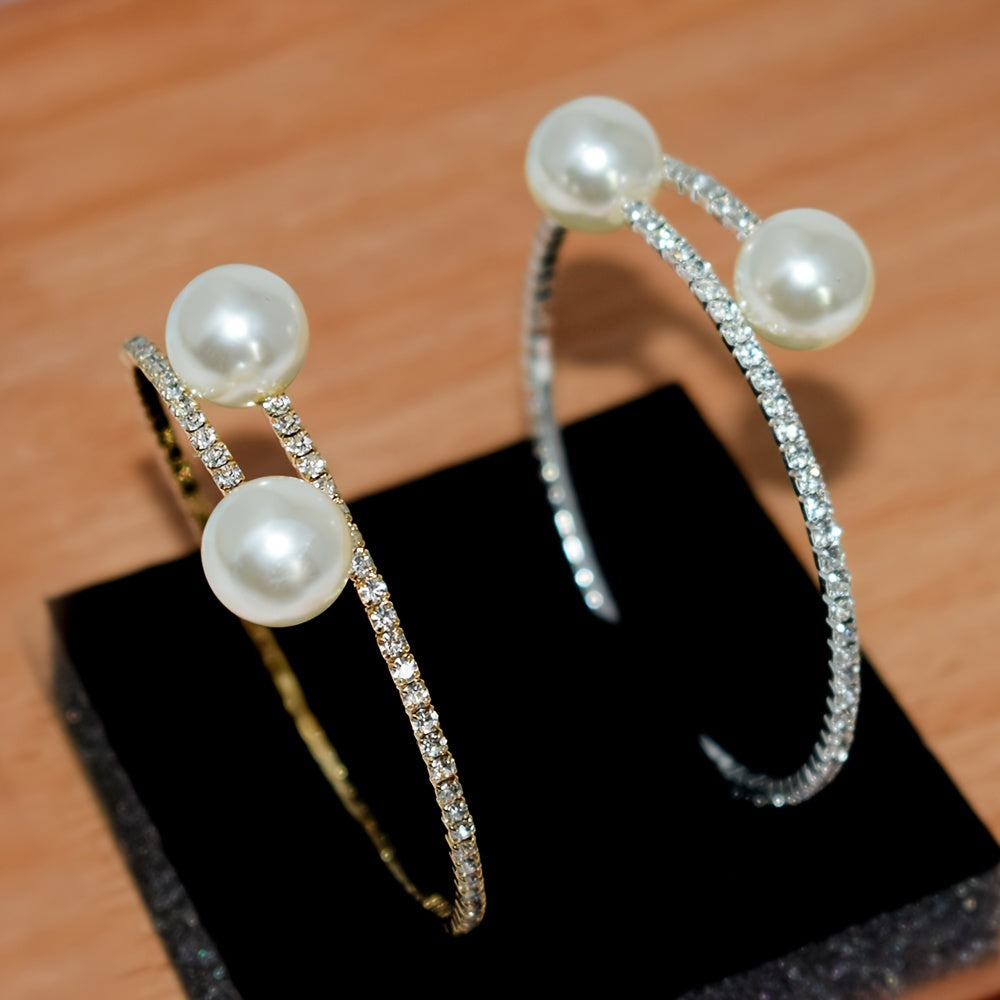 Delicate Pearl Bangle