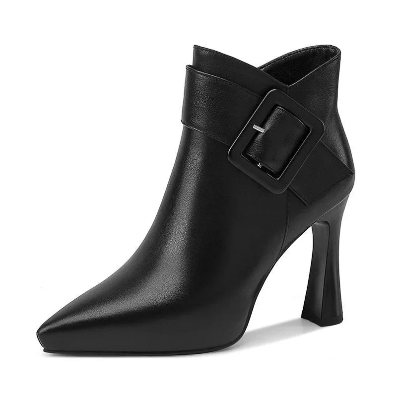 Favira | Women's Buckle Boots