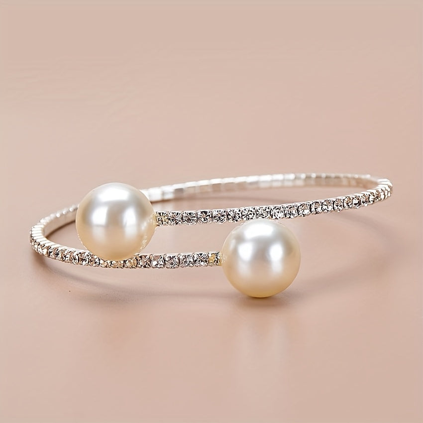 Delicate Pearl Bangle