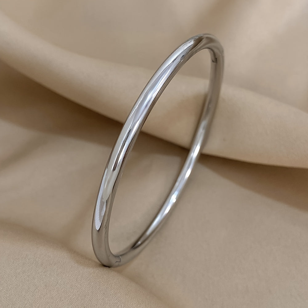Glossy Circle Bangle Bracelet