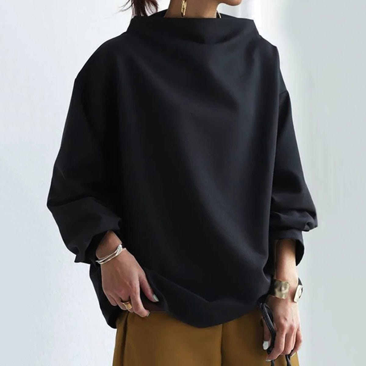 Linda | Women's Cozy High-Neck Sweater